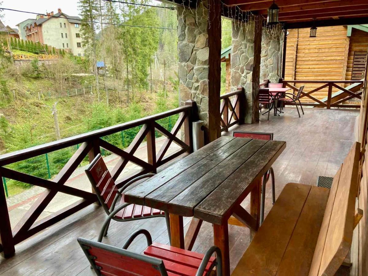 Skelia Hotel Voloseanka Exterior foto
