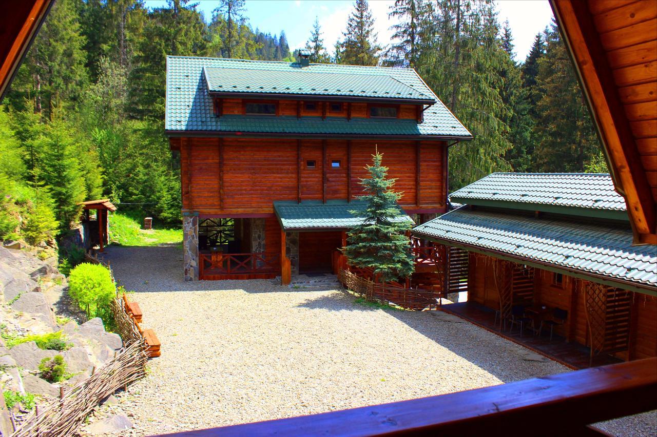 Skelia Hotel Voloseanka Exterior foto